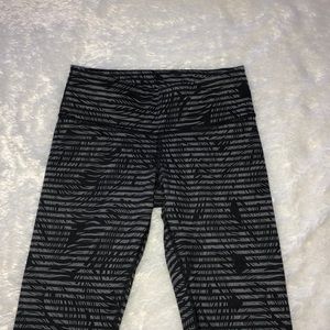 Lululemon - size 4 gray and black leggings
